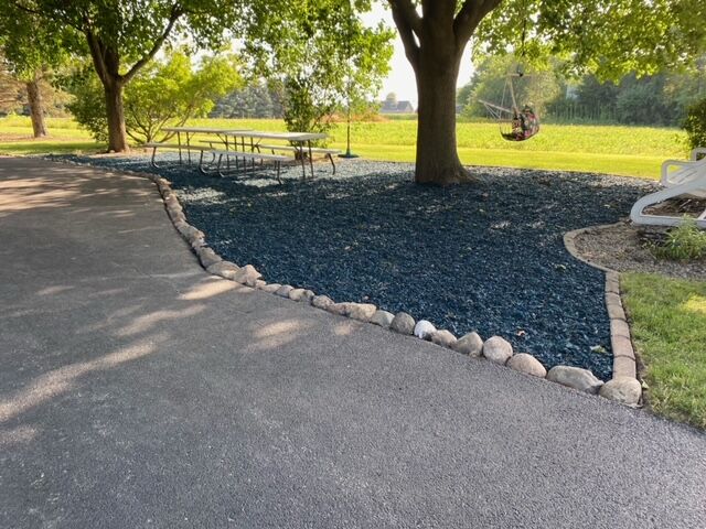 RhinoMulch Landscape Rubber Mulch - Image 8